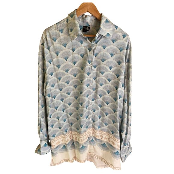 Oversized Patterned Icone Button-Down Top, Size M - Picture 2 of 6